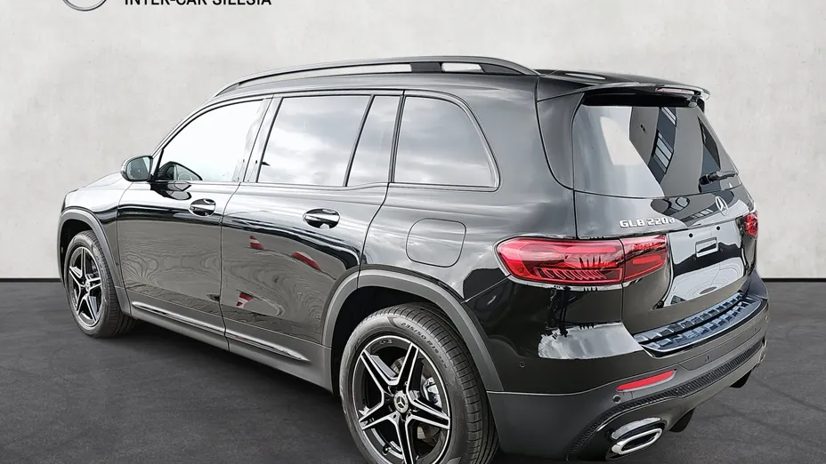 MERCEDES-BENZ GLB GLB 220 d 4-Matic AMG Line 8G-DCT Nowy