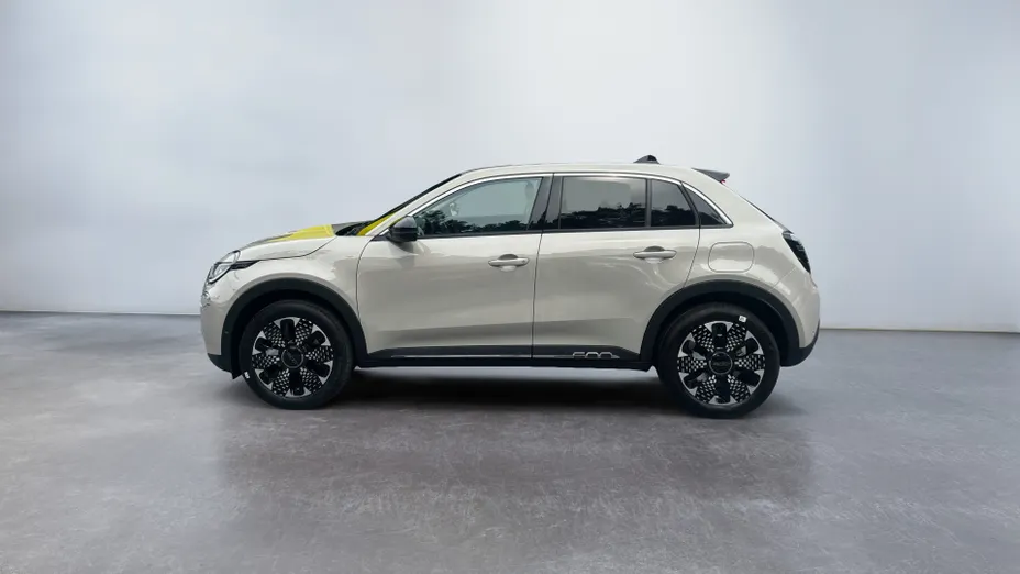FIAT 600 600 1.2 Turbo Hybrid La Prima eDCT Nowy