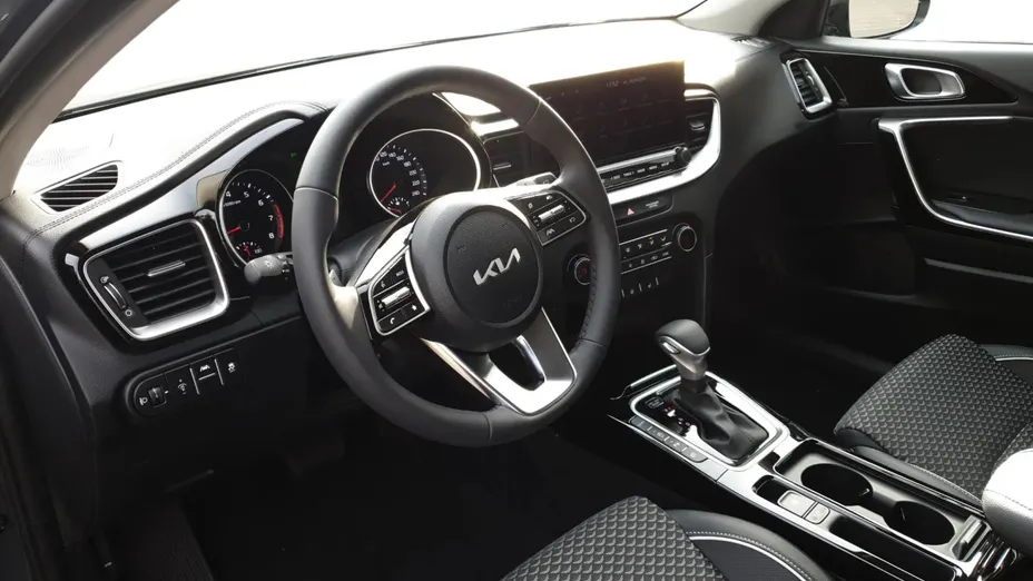 KIA Cee'd Ceed 1.5 T-GDI Tribute DCT Nowy