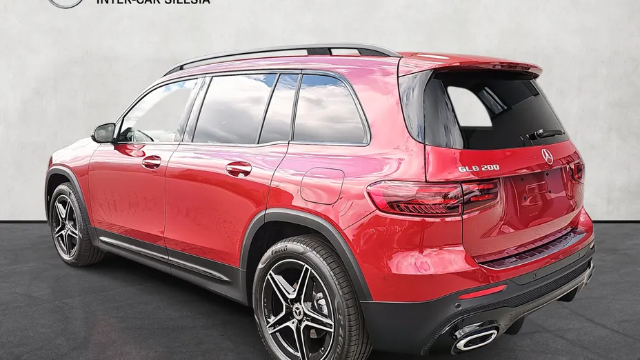 MERCEDES-BENZ GLB GLB 200 mHEV AMG Line 7G-DCT Nowy