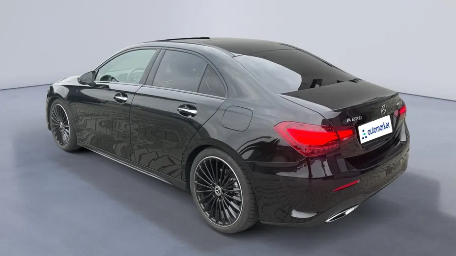 MERCEDES-BENZ A Klasa A 220 4-Matic AMG Line 8G-DCT