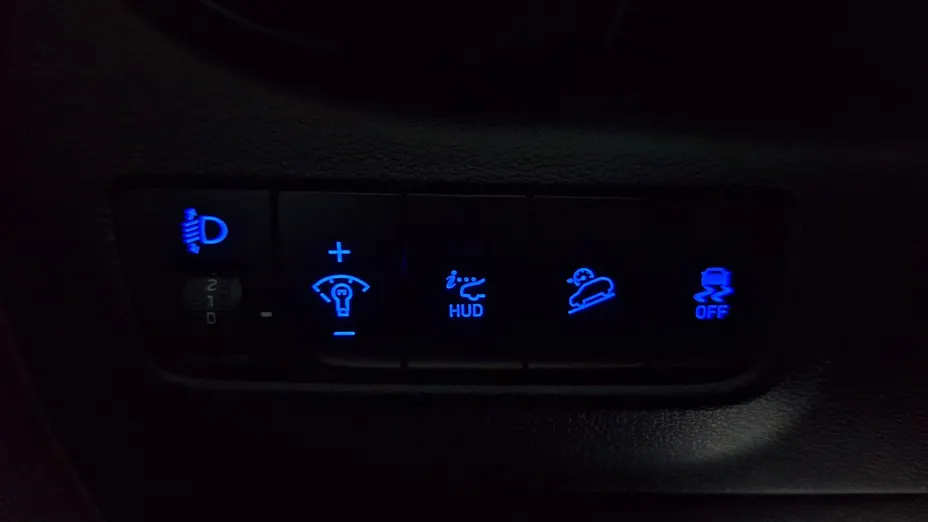 HYUNDAI Kona Kona 1.6 T-GDI Premium 4WD DCT