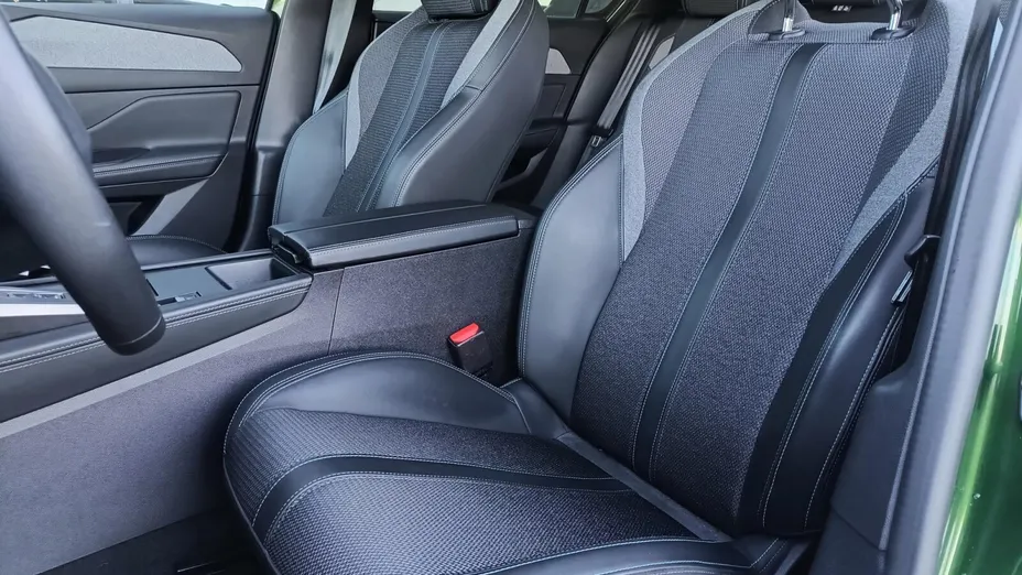 PEUGEOT 308 308 1.2 PureTech Allure Pack S&S EAT8