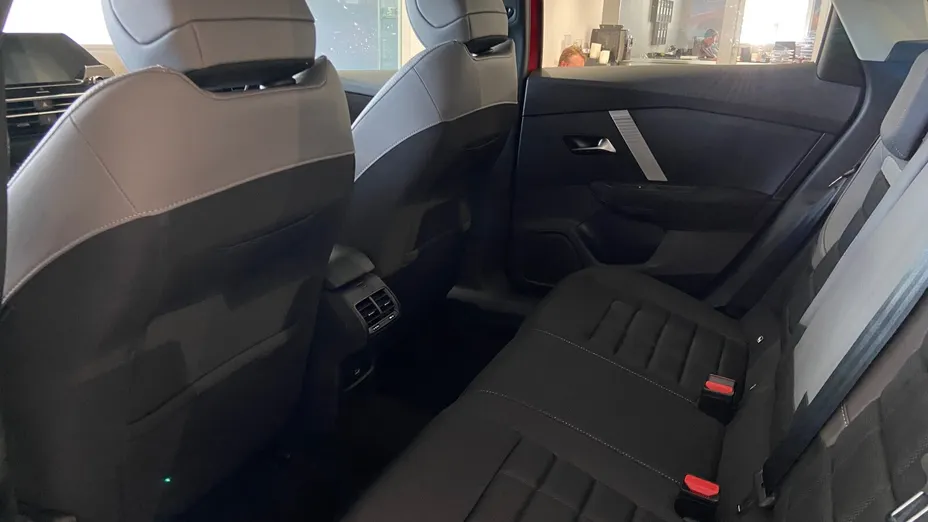 CITROEN C4 X C4 X 1.2 PureTech Plus S&S EAT8 Nowy