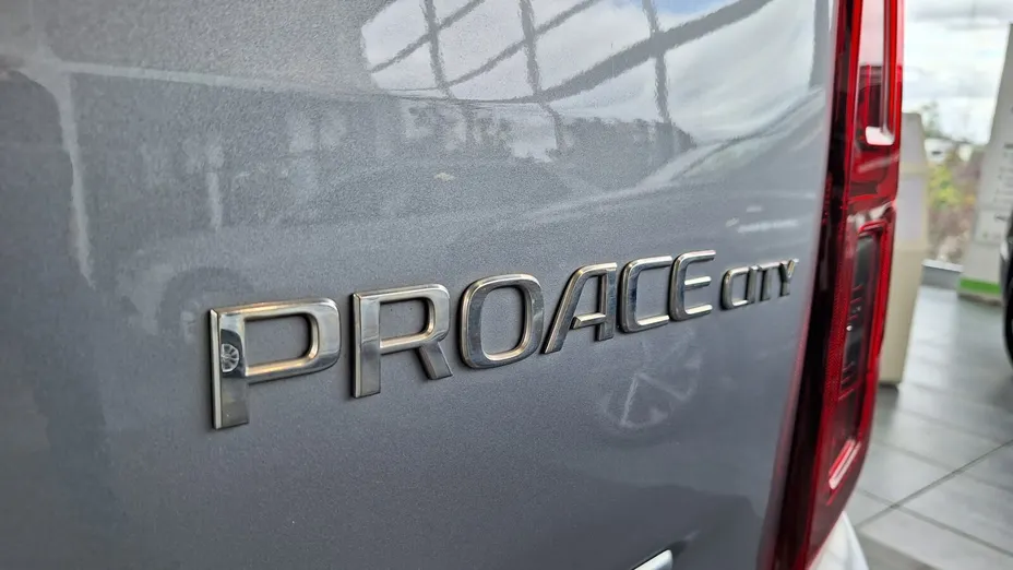 TOYOTA Proace City Verso Proace City Verso 1.5 D-4D Family
