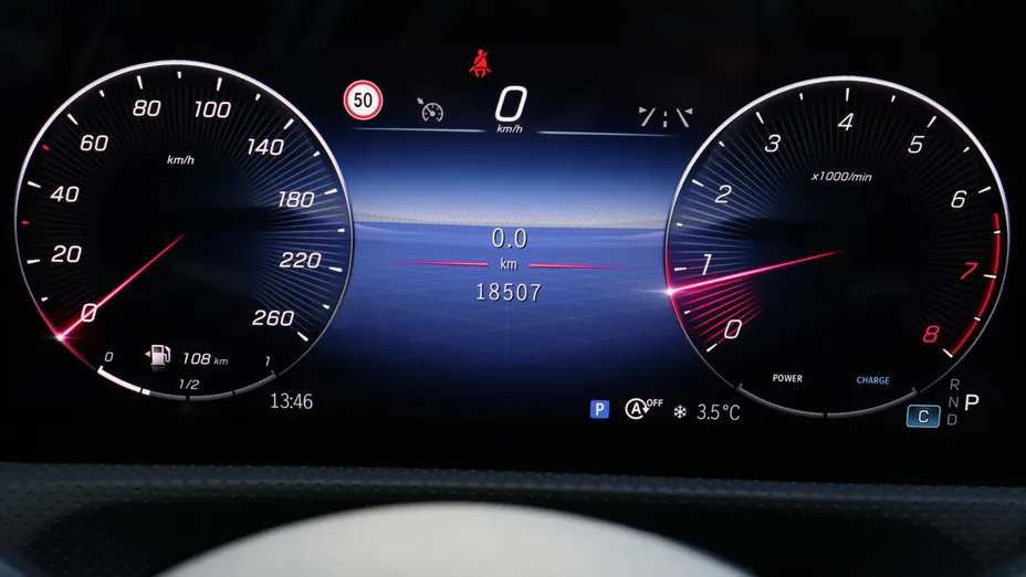 MERCEDES-BENZ A Klasa A 200 AMG Line 7G-DCT