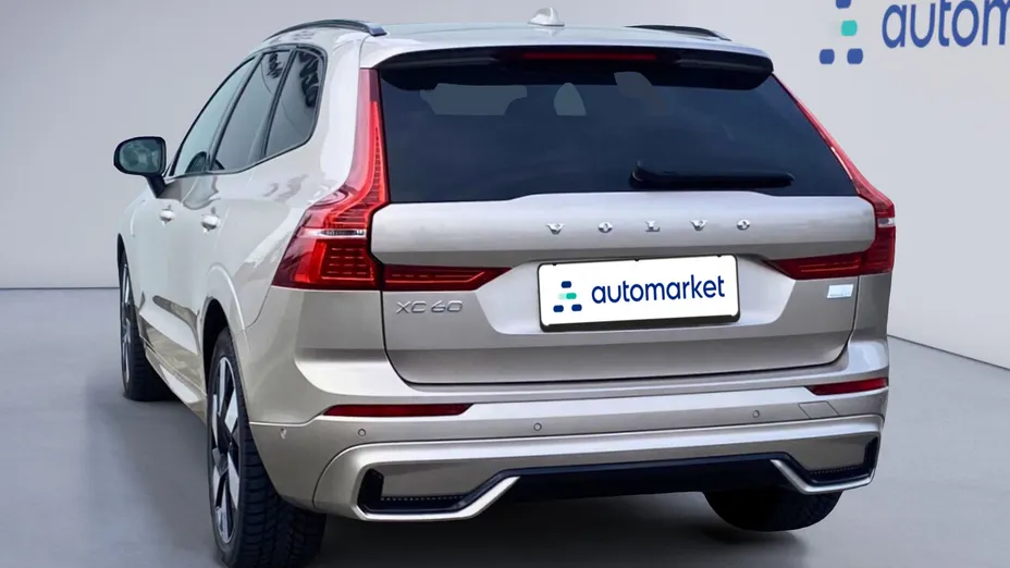 VOLVO XC60 XC60 T8 Plug-In Hybrid AWD Ultimate Dark aut