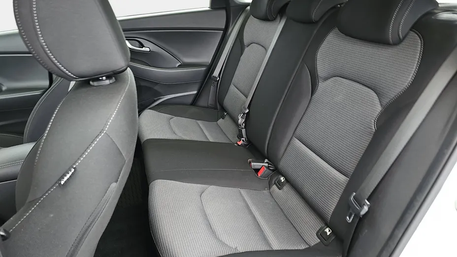 HYUNDAI i30 i30 1.4 Classic +