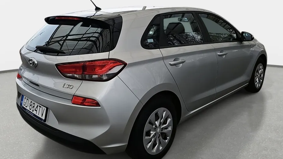 HYUNDAI i30 i30 1.4 Classic +