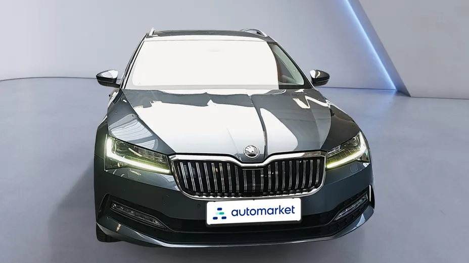 SKODA Superb Superb 2.0 TDI SCR Ambition DSG