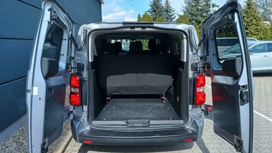 PEUGEOT Traveller Traveller 2.0 BlueHDi Long Active