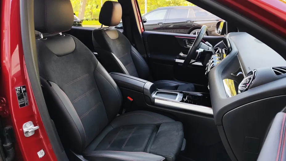 MERCEDES-BENZ B Klasa B 220 4-Matic mHEV AMG Line 8G-DCT