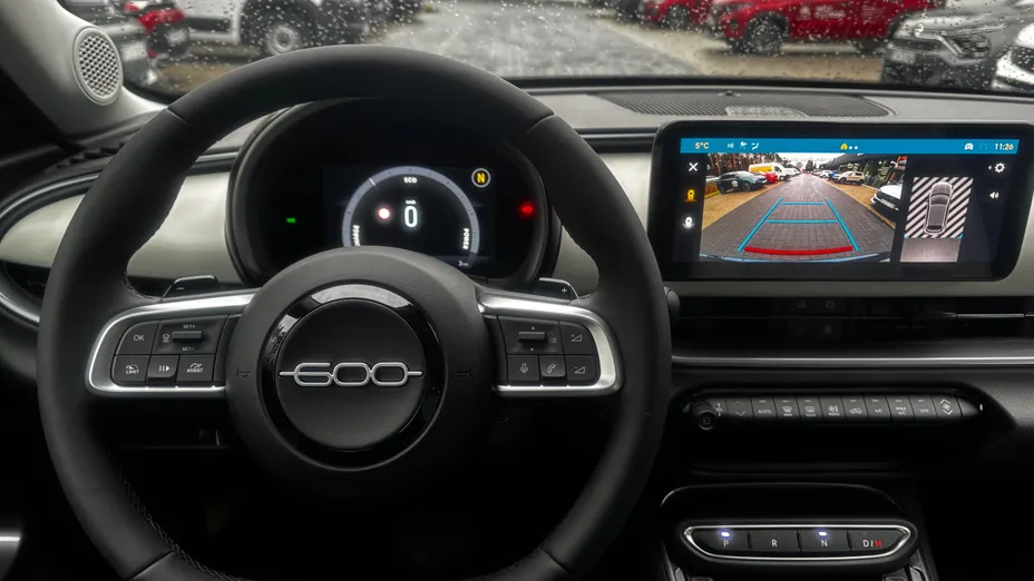 FIAT 600 600 1.2 Turbo Hybrid La Prima eDCT Nowy