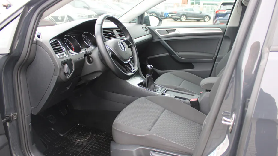 VOLKSWAGEN Golf Golf VII 1.0 TSI BMT Trendline