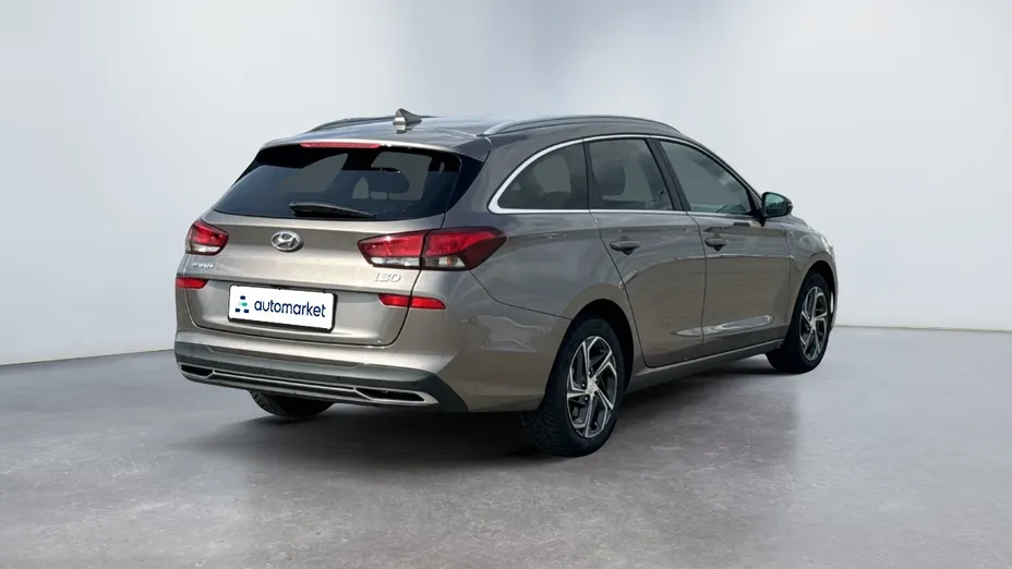 HYUNDAI i30 i30 1.0 T-GDI Smart