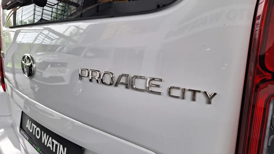 TOYOTA Proace City Verso Proace City Verso 1.5 D-4D Business