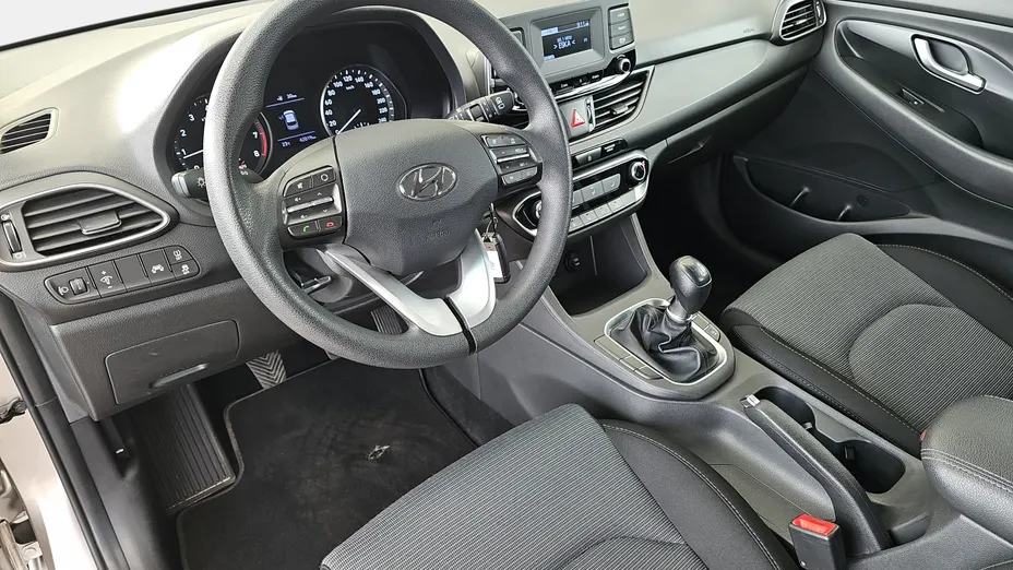 HYUNDAI i30 i30 1.4 Classic +