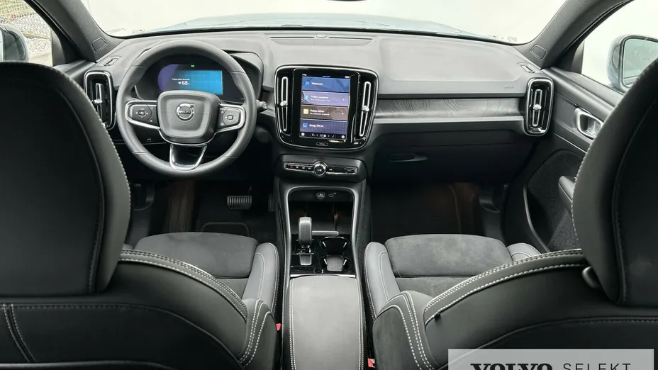 VOLVO XC40 XC40 82kWh Recharge Twin AWD Plus aut