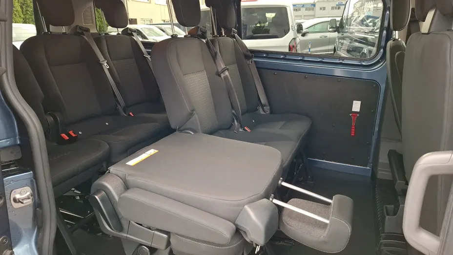 FORD Transit Custom Transit Custom Kombi 320 L2H1 Trend Aut.
