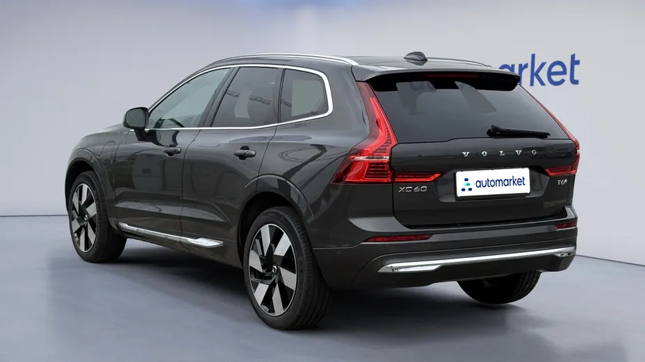 VOLVO XC60 XC60 T6 Plug-In Hybrid AWD Ultra Bright aut