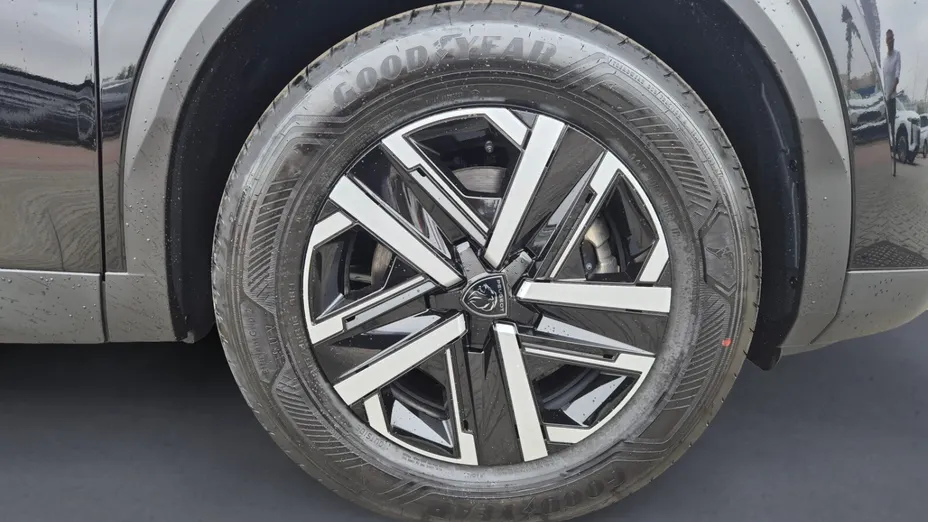 PEUGEOT 2008 2008 PureTech mHEV Style e-DCS6 Nowy