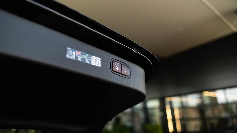 MERCEDES-BENZ C Klasa C 220 d mHEV 4-Matic AMG