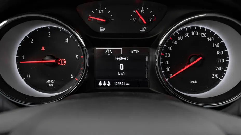 OPEL Astra Astra V 1.6 CDTI Enjoy