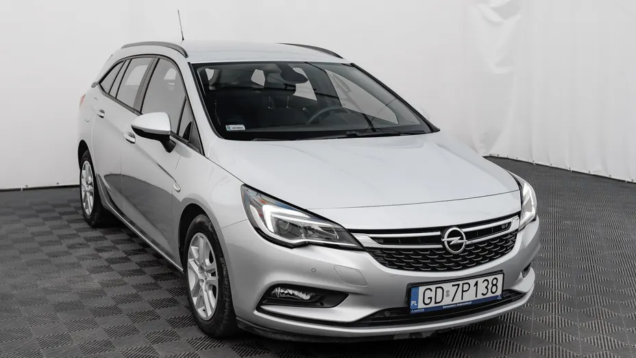OPEL Astra Astra V 1.6 CDTI Enjoy