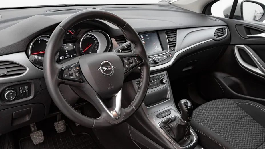 OPEL Astra Astra V 1.6 CDTI Enjoy