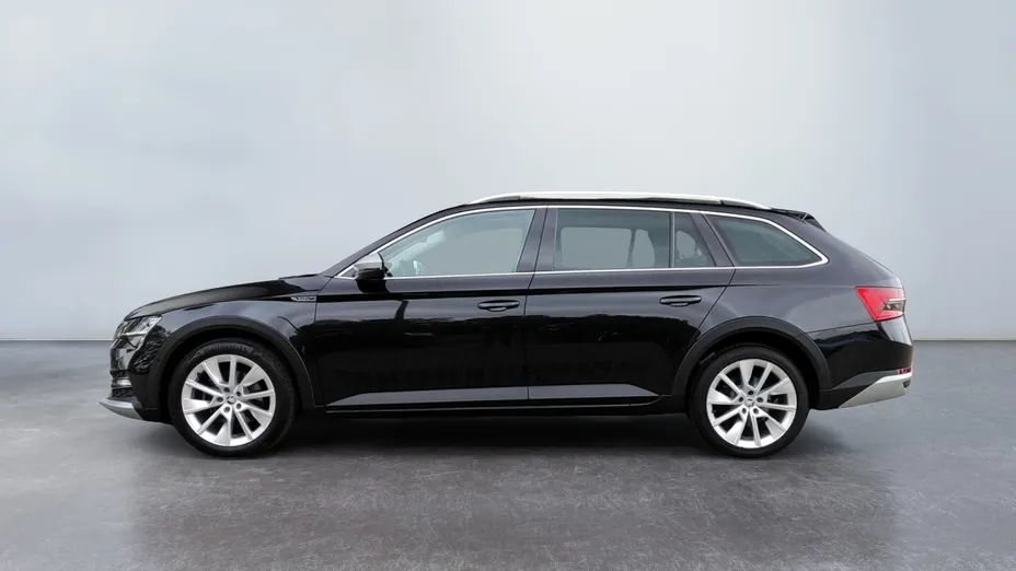 SKODA Superb Superb 2.0 TDI SCR 4x4 Scout DSG