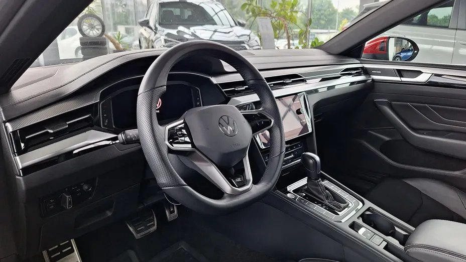 VOLKSWAGEN Arteon Arteon 2.0 TDI 4Motion R-Line DSG