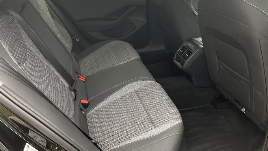 SKODA Superb Superb 2.0 TDI SCR Selection DSG