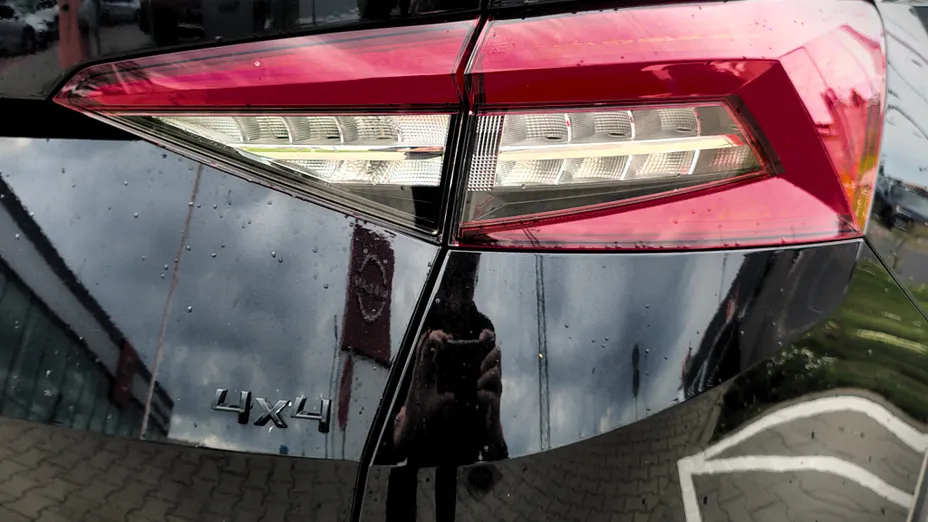 SKODA Kodiaq Kodiaq 2.0 TDI 4x4 Sportline DSG