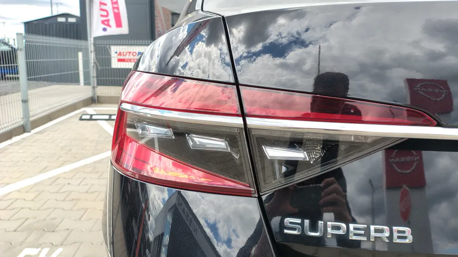 SKODA Superb Superb 1.5 TSI Ambition DSG