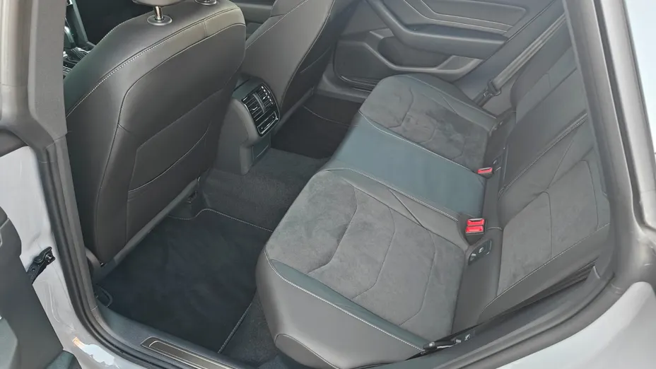 VOLKSWAGEN Arteon Arteon 2.0 TSI R-Line DSG