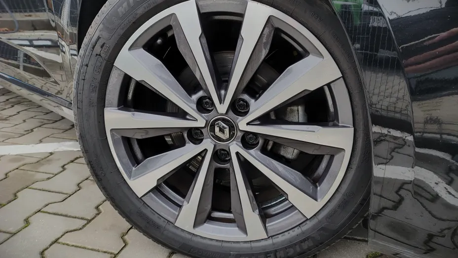 RENAULT Megane Megane 1.3 TCe FAP R.S. Line EDC