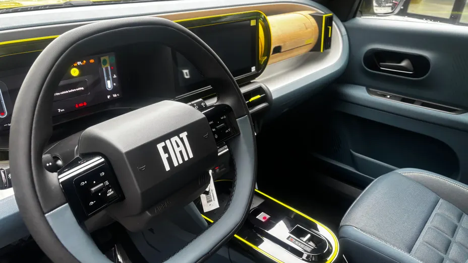 FIAT Grande Panda Grande Panda 1.2 mHEV La Prima eDCT Nowy