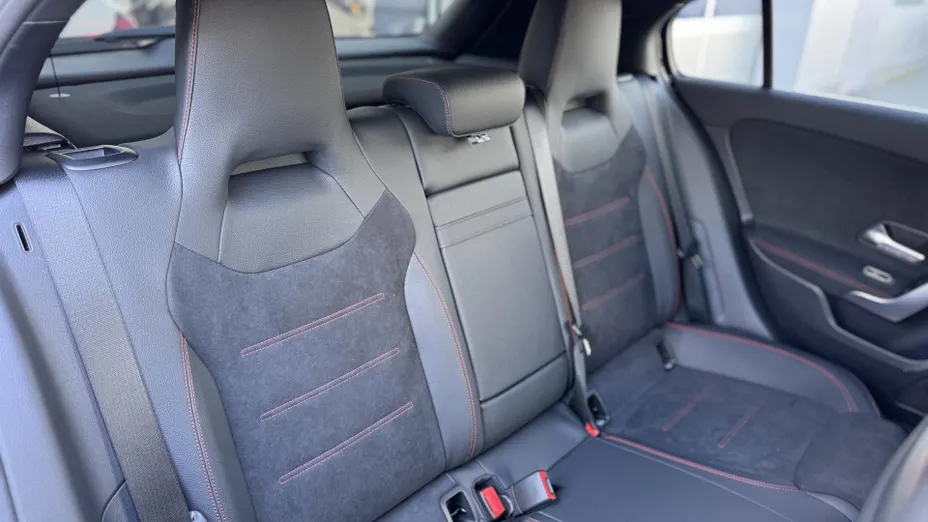 MERCEDES-BENZ A Klasa A 200 d AMG Line 8G-DCT Nowy