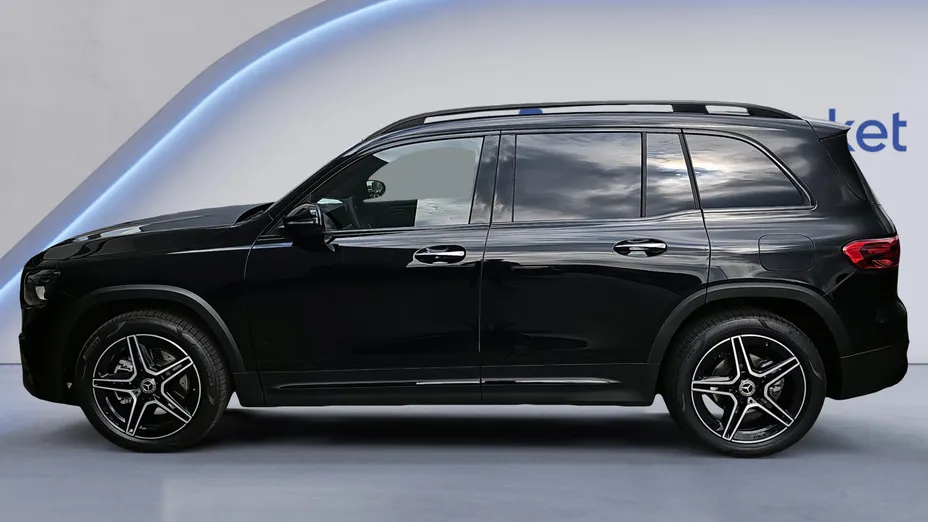 MERCEDES-BENZ GLB GLB 200 mHEV AMG Line 7G-DCT Nowy