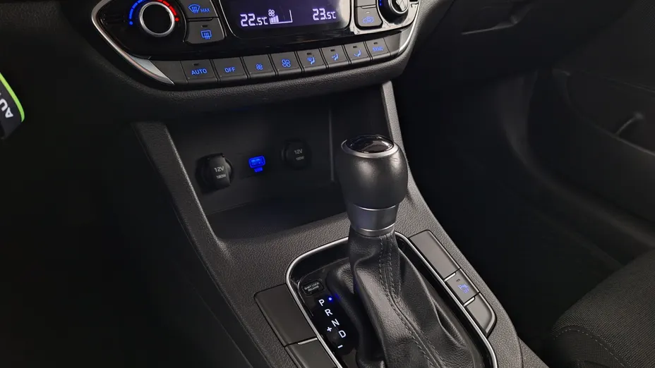 HYUNDAI i30 i30 1.0 T-GDI Smart DCT