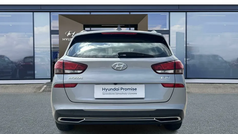 HYUNDAI i30 i30 1.0 T-GDI Modern DCT