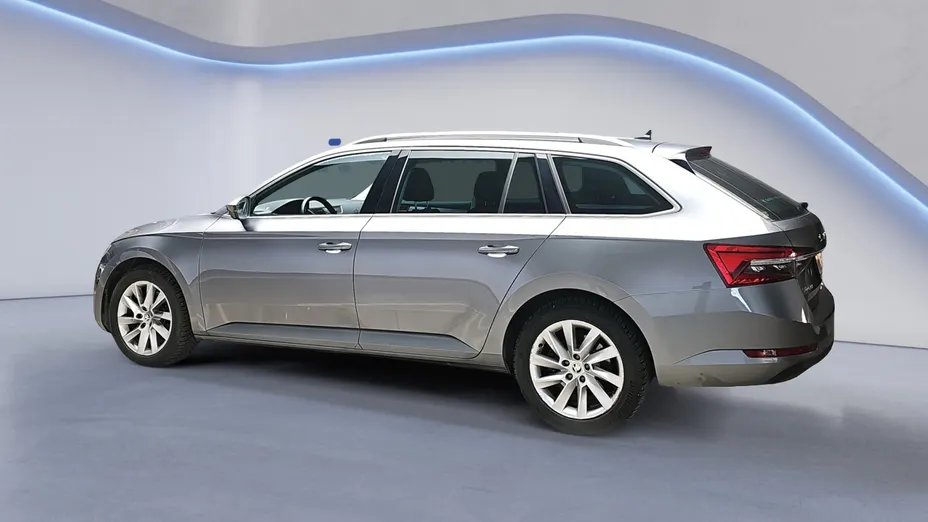 SKODA Superb Superb 2.0 TDI SCR Ambition