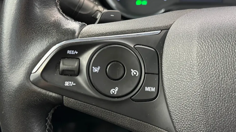 OPEL Grandland X Grandland X 1.6 T PHEV 4x4 Ultimate