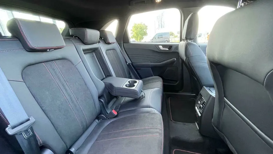 FORD Kuga Kuga 2.5 FHEV AWD ST-Line X eCVT Nowy