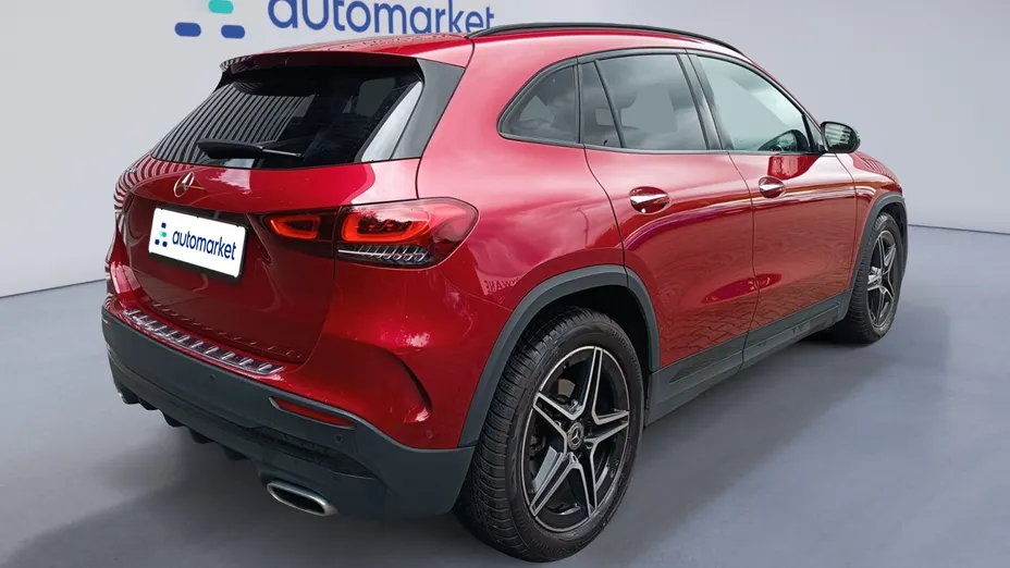 MERCEDES-BENZ GLA GLA 200 AMG Line