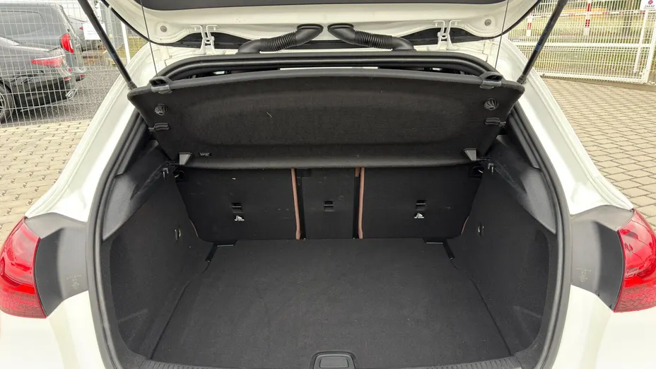 MERCEDES-BENZ A Klasa A 200 AMG Line 7G-DCT