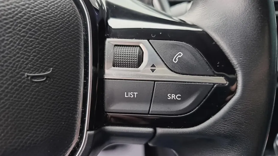 PEUGEOT 5008 5008 1.6 PureTech Allure S&S EAT8