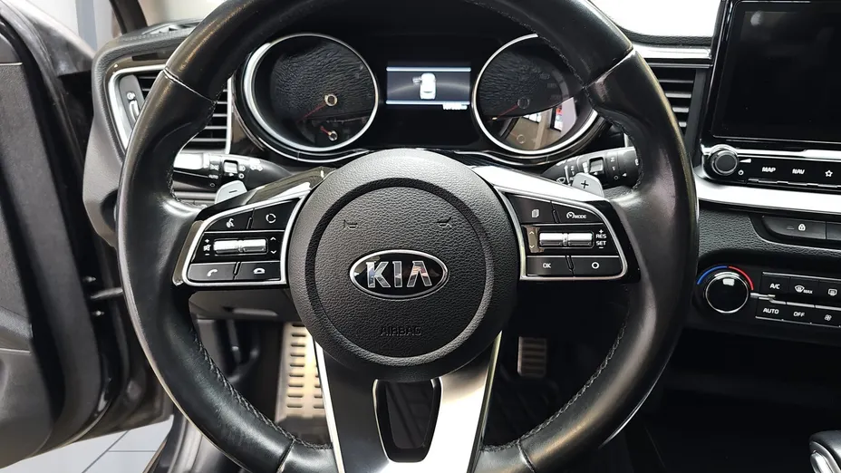 KIA Cee'd Ceed 1.6 CRDi SCR L DCT