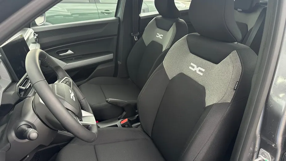 DACIA Bigster Bigster 1.2 TCe mHEV Essential 4x4 Nowy