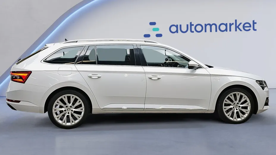 SKODA Superb Superb 2.0 TDI SCR L&K DSG